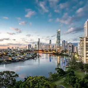  Apartment Serenity Surfers Paradise Australia